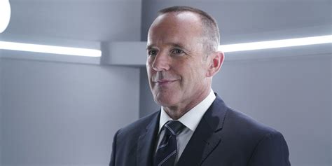 does coulson die|Every Time Marvel Killed Agent Coulson In The MCU .